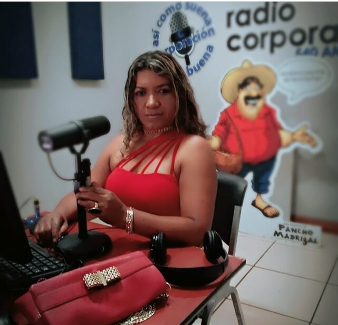 Marisol Balladares Blanco, periodista en radio Corporación y directora de su programa “conexión Caribe”